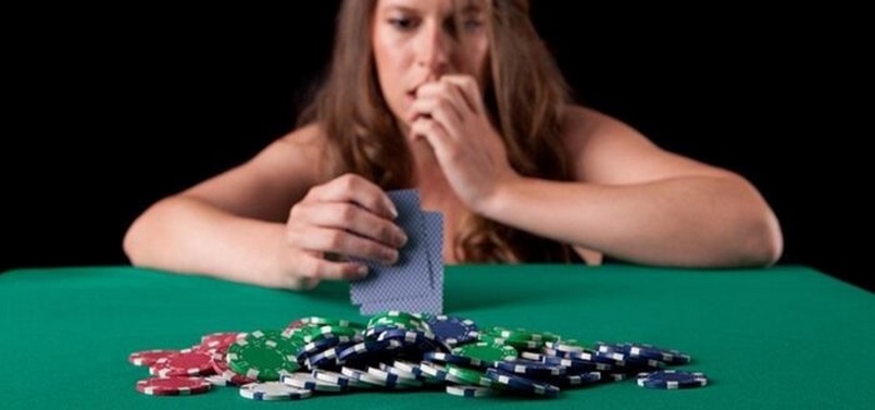 Xác định năng lực thi đấu Poker